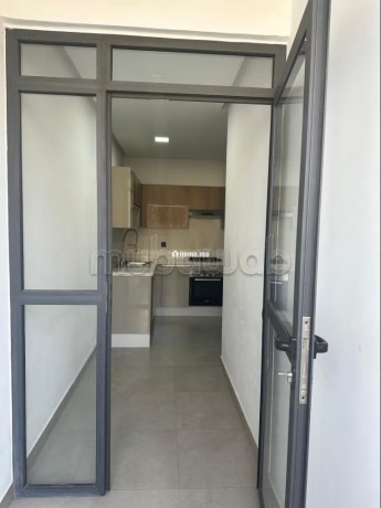 tres-bel-appartement-en-location-a-ferme-bretonne-hay-arraha-4-pieces-confortables-ascenseur-et-garage-big-2