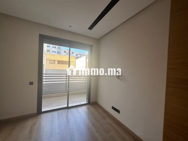 tres-bel-appartement-en-location-a-ferme-bretonne-hay-arraha-4-pieces-confortables-ascenseur-et-garage-big-8