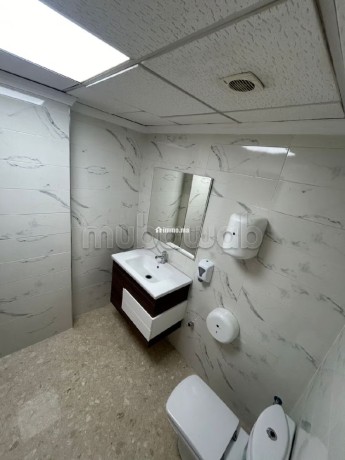 beaux-bureaux-a-louer-a-maarif-surface-de-164-m2-service-de-concierge-et-climatisation-big-9