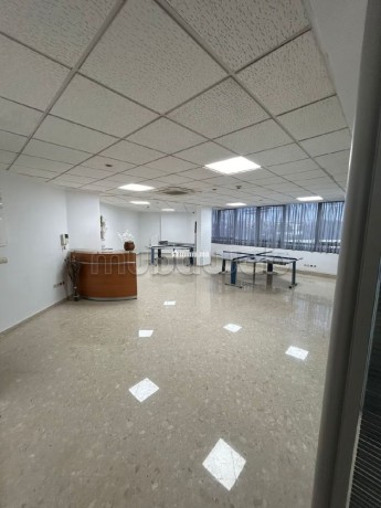 beaux-bureaux-a-louer-a-maarif-surface-de-164-m2-service-de-concierge-et-climatisation-big-4