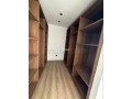 bel-appartement-en-location-a-oasis-superficie-150-m2-porte-blindee-et-systeme-de-double-vitrage-small-4