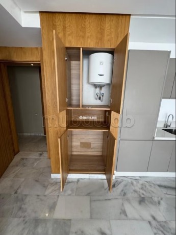 vente-dun-bel-appartement-a-palmier-1-piece-bien-meuble-big-1