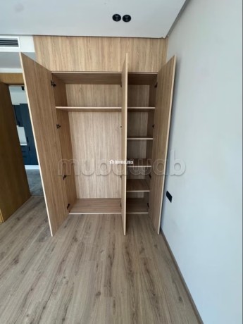 bel-appartement-a-vendre-a-casablanca-finance-city-1-piece-porte-blindee-salon-marocain-traditionnel-big-10
