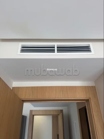 bel-appartement-a-vendre-a-casablanca-finance-city-1-piece-porte-blindee-salon-marocain-traditionnel-big-3