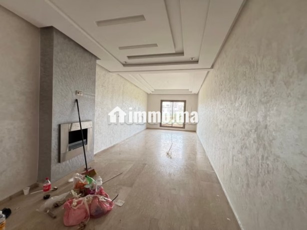 location-dun-appartement-a-beausejour-2-chambres-agreables-ascenseur-et-places-de-parking-big-1