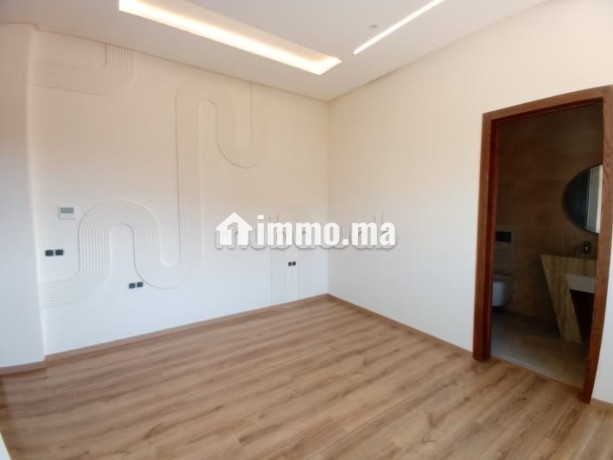 villa-luxueuse-et-contemporaine-au-noria-golf-big-11