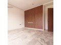 villa-moderne-avec-belle-et-jardin-small-4