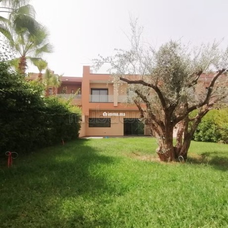 villa-moderne-avec-belle-et-jardin-big-6