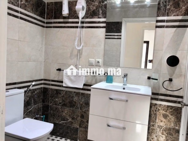 tres-bel-appartement-en-location-a-hay-mabrouka-3-grandes-pieces-bien-meuble-big-6