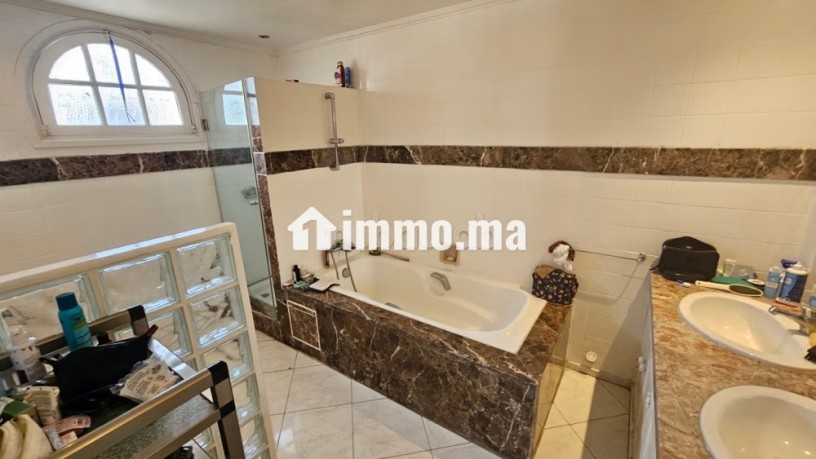 grande-villa-5ch-900-m2-avec-piscine-a-paranfa-big-19