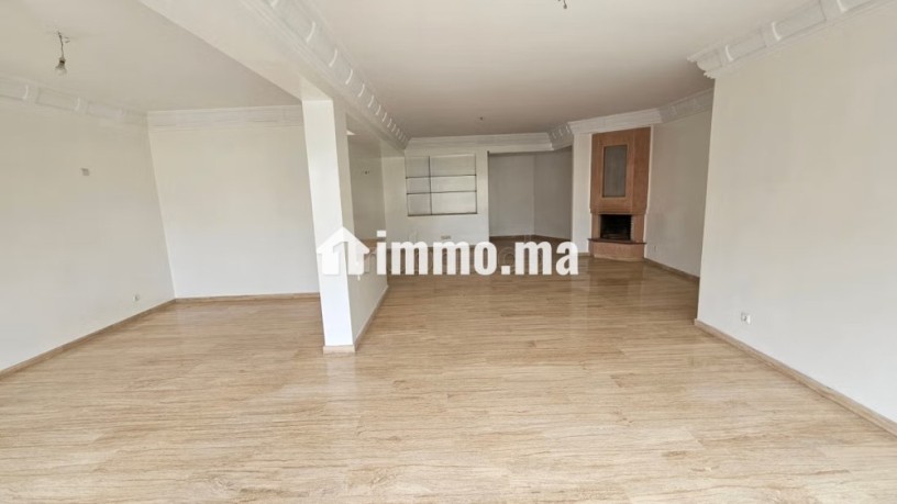 superbe-appartement-220-m2-a-gauthier-big-1