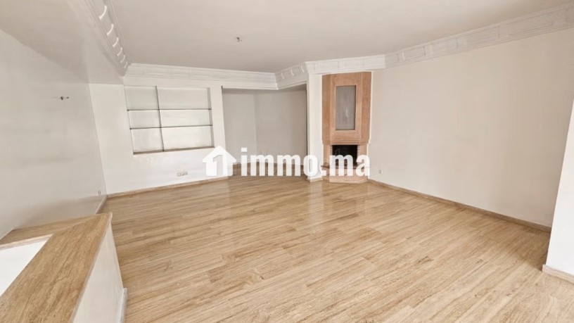 superbe-appartement-220-m2-a-gauthier-big-2