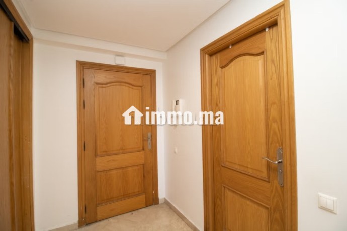 magnifique-grand-studio-a-maarif-avec-terasse-big-0