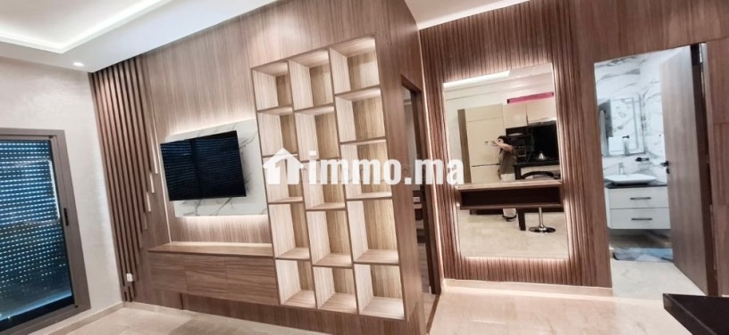 magnifique-studio-a-bourgogne-avec-parking-et-ascenseur-quartier-securiser-big-5
