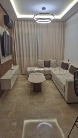 tres-bel-appartement-en-location-a-gueliz-surface-de-82-m2-terrasse-et-ascenseur-big-0