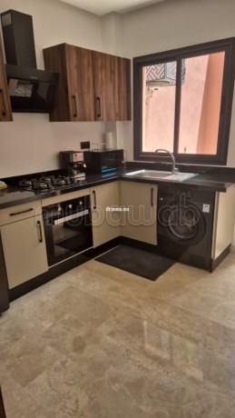 tres-bel-appartement-en-location-a-gueliz-surface-de-82-m2-terrasse-et-ascenseur-big-3