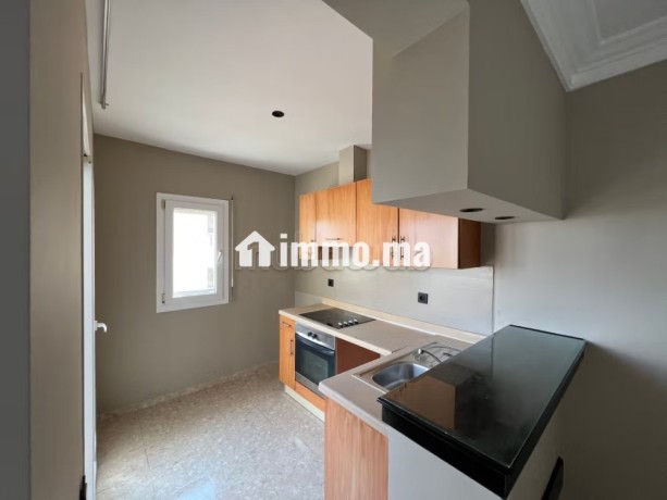 studio-a-vendre-avec-terasse-au-quartier-gauthier-big-8
