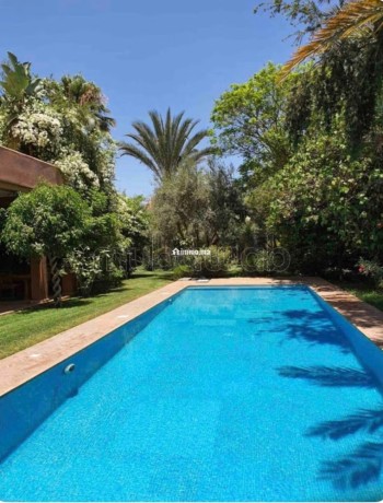 villa-dexception-a-vendre-rare-big-1