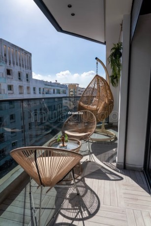 elegante-et-centrale-avec-vue-sur-locean-big-10