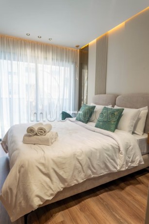 elegante-et-centrale-avec-vue-sur-locean-big-6