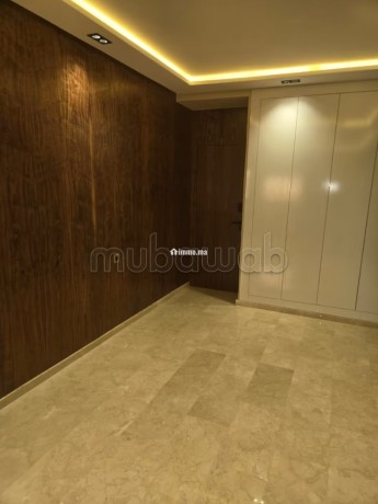 location-saisonniere-villa-de-luxe-a-ain-diab-extension-1-piece-porte-blindee-et-residence-securisee-big-19