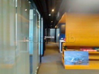 Magnifique bureau de 300 m2 aménagé à louer sur Sidi maarouf la coline - Bureau à louer - Casablanca