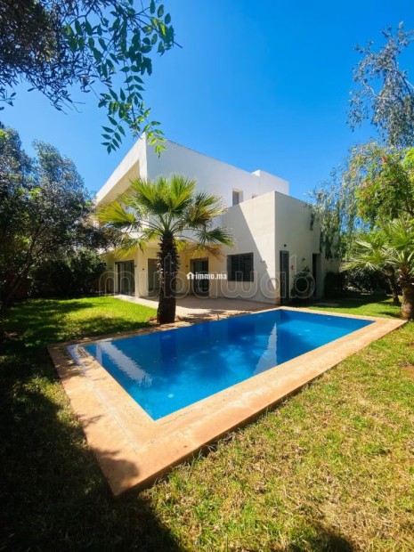 Villa de luxe à louer à Ain Diab, Sindibad, 4 chambres chambre de personnels - Location Immobilier - Casablanca - photo 1