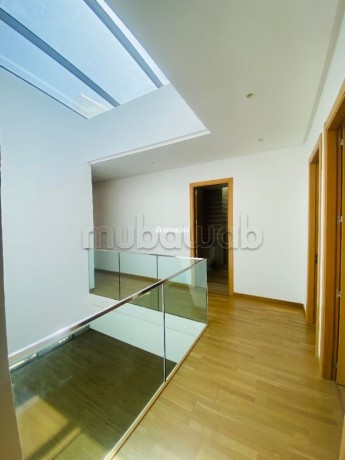 villa-de-luxe-a-louer-a-ain-diab-sindibad-4-chambres-chambre-de-personnels-big-9