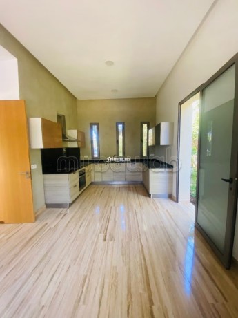 villa-de-luxe-a-louer-a-ain-diab-sindibad-4-chambres-chambre-de-personnels-big-7