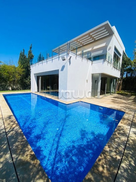 Villa luxe, isolée à louer vide sur Aindiab, 4 chambres 2 chambres de personnels - Location Immobilier - Casablanca - photo 2