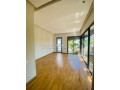 villa-luxe-isolee-a-louer-vide-sur-aindiab-4-chambres-2-chambres-de-personnels-small-12