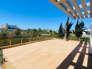 Villa luxe, isolée à louer vide sur Aindiab, 4 chambres 2 chambres de personnels - Villa à louer - Casablanca