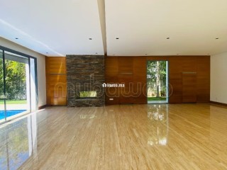 Villa luxe, isolée à louer vide sur Aindiab, 4 chambres 2 chambres de personnels - Villa à louer - Casablanca