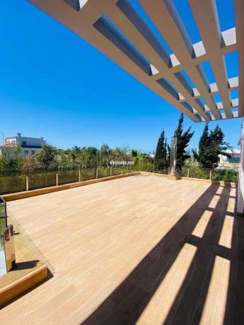 villa-luxe-isolee-a-louer-vide-sur-aindiab-4-chambres-2-chambres-de-personnels-big-19