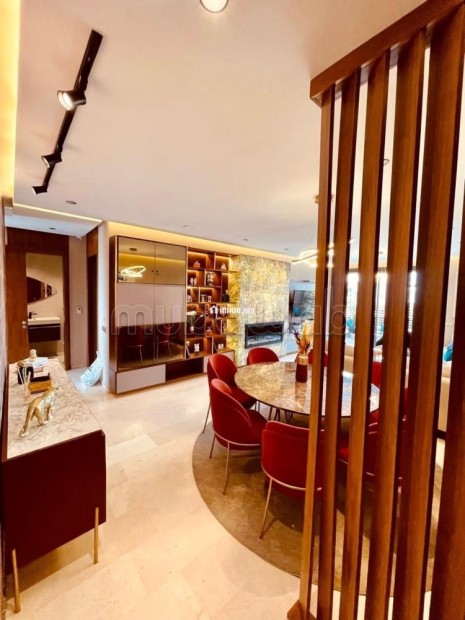 Magnifique appartement 3 chambres chambre de personnel a louer sur Oasis, a proximité de CFC, résidence fermée sans vis a vis - Location Immobilier - Casablanca - photo 1