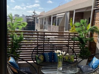 Magnifique appartement 3 chambres chambre de personnel a louer sur Oasis, a proximité de CFC, résidence fermée sans vis a vis - Appartement à louer - Casablanca