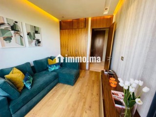 Magnifique appartement 3 chambres chambre de personnel a louer sur Oasis, a proximité de CFC, résidence fermée sans vis a vis - Appartement à louer - Casablanca