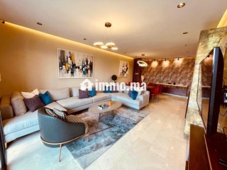 Magnifique appartement 3 chambres chambre de personnel a louer sur Oasis, a proximité de CFC, résidence fermée sans vis a vis - Appartement à louer - Casablanca