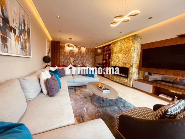 magnifique-appartement-3-chambres-chambre-de-personnel-a-louer-sur-oasis-a-proximite-de-cfc-residence-fermee-sans-vis-a-vis-big-1