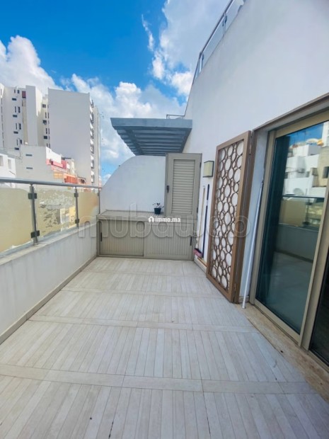 Magnifique studio en plein centre de maarif a louer, grande terrasse a 1 min des twin center - Location Immobilier - Casablanca - photo 8