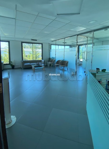 Offre de location dun bureau en etage villa sur Oasis - Location Immobilier - Casablanca - photo 1