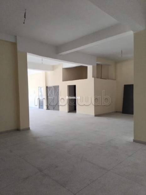 Location d’un beau immeuble à plateaux de 3 étages sur Ain Sabaa - Location Immobilier - Casablanca - photo 2