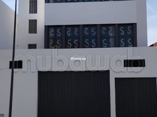 location-dun-beau-immeuble-a-plateaux-de-3-etages-sur-ain-sabaa