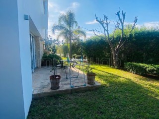 Villa bout de bande à louer meublé sur CGI Bouskoura - Villa à louer
