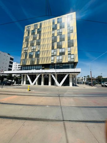 location-de-bureaux-a-casablanca-finance-city-surface-totale-64-m2-big-0
