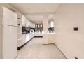 magnifique-appartement-meuble-3-chambres-a-louer-sur-triangle-dor-small-12