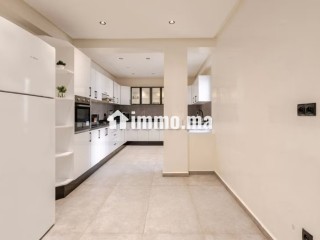 Magnifique appartement meublé 3 chambres a louer sur Triangle dor - Appartement à louer - Casablanca