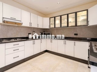 Magnifique appartement meublé 3 chambres a louer sur Triangle dor - Appartement à louer - Casablanca