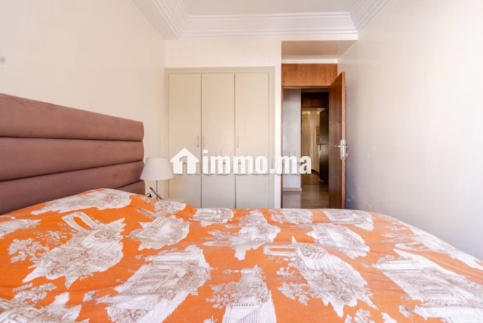 magnifique-appartement-meuble-3-chambres-a-louer-sur-triangle-dor-big-18