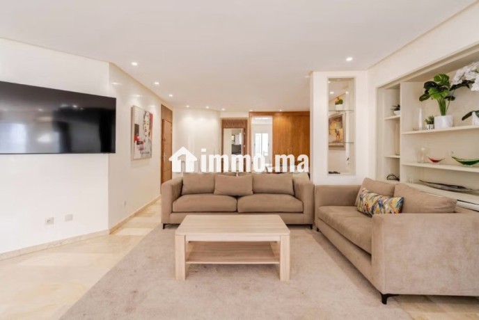 magnifique-appartement-meuble-3-chambres-a-louer-sur-triangle-dor-big-19